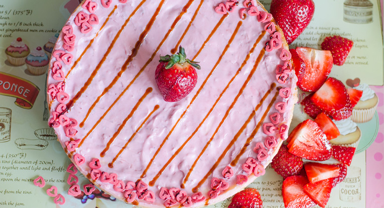 pudding dessert vegan קינוח עוגת גבינה אפויה טבעונית תותים